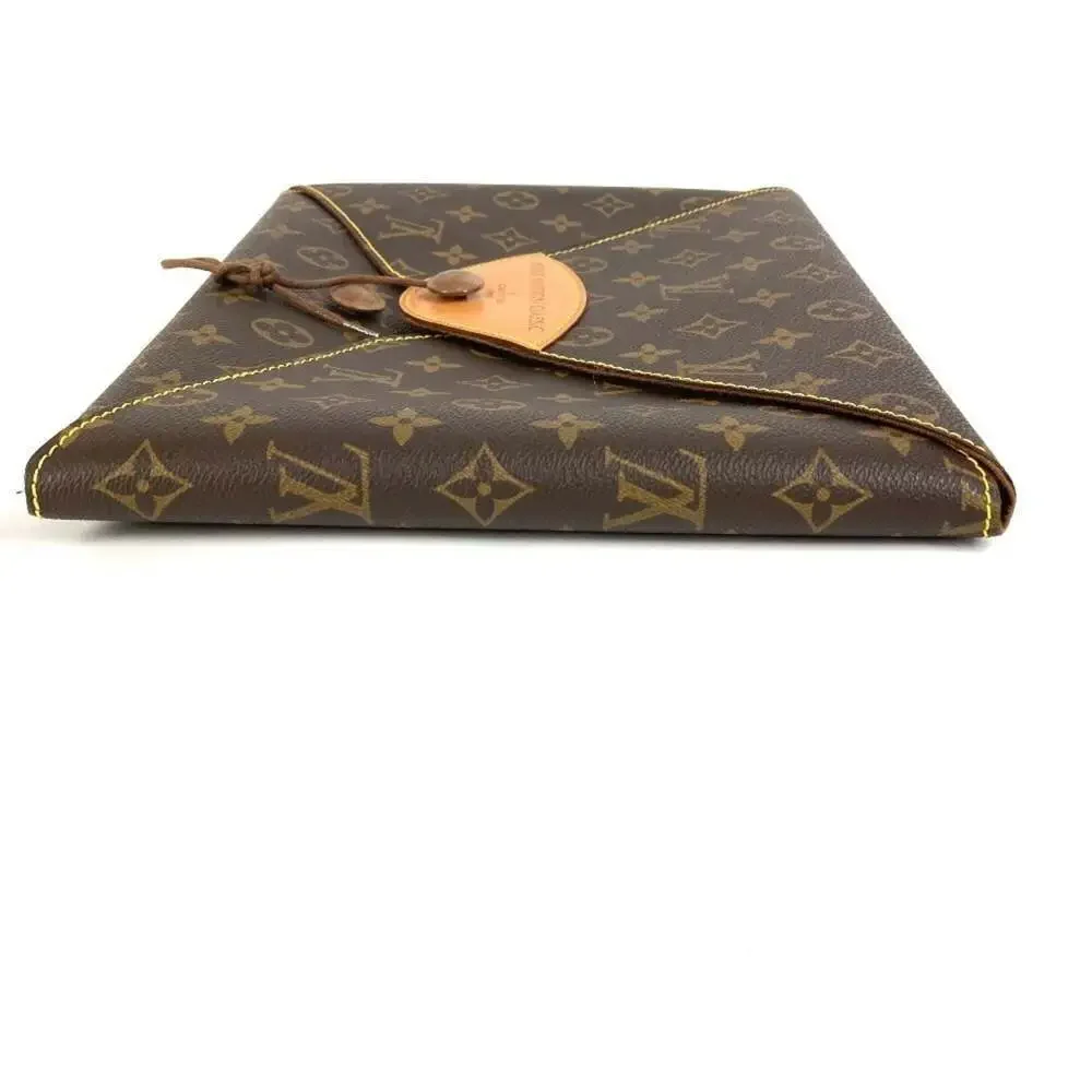 LOUIS VUITTON Brown Monogram Canvas Clutch Bag